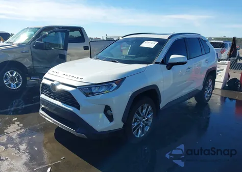 2021 Toyota Rav4 Xle Premium from USA, damaged, VIN 2T3C1RFV4MW107281
